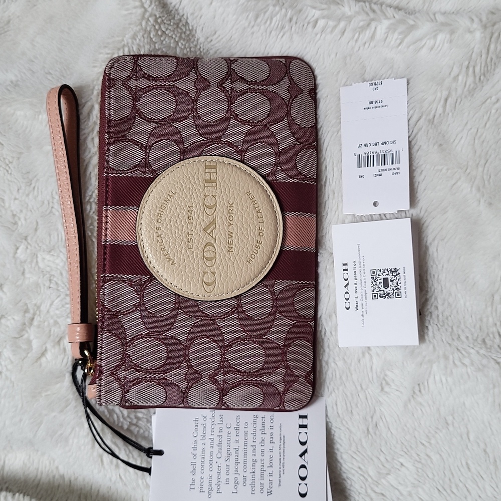 Coach Dempsey Large Signature Jacquard W Coach Patch Corner Wristlet, New W Tags
